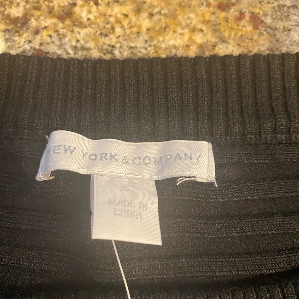 Black Ribbed Sweater - Picture 4 of 6